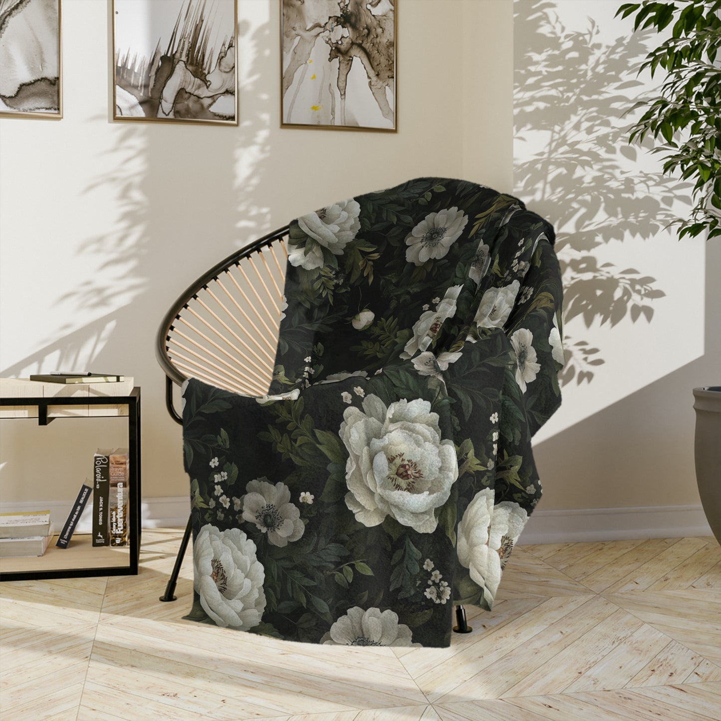 Vintage White Rose Floral Velveteen Microfiber Blanket | Dark Botanical Pattern