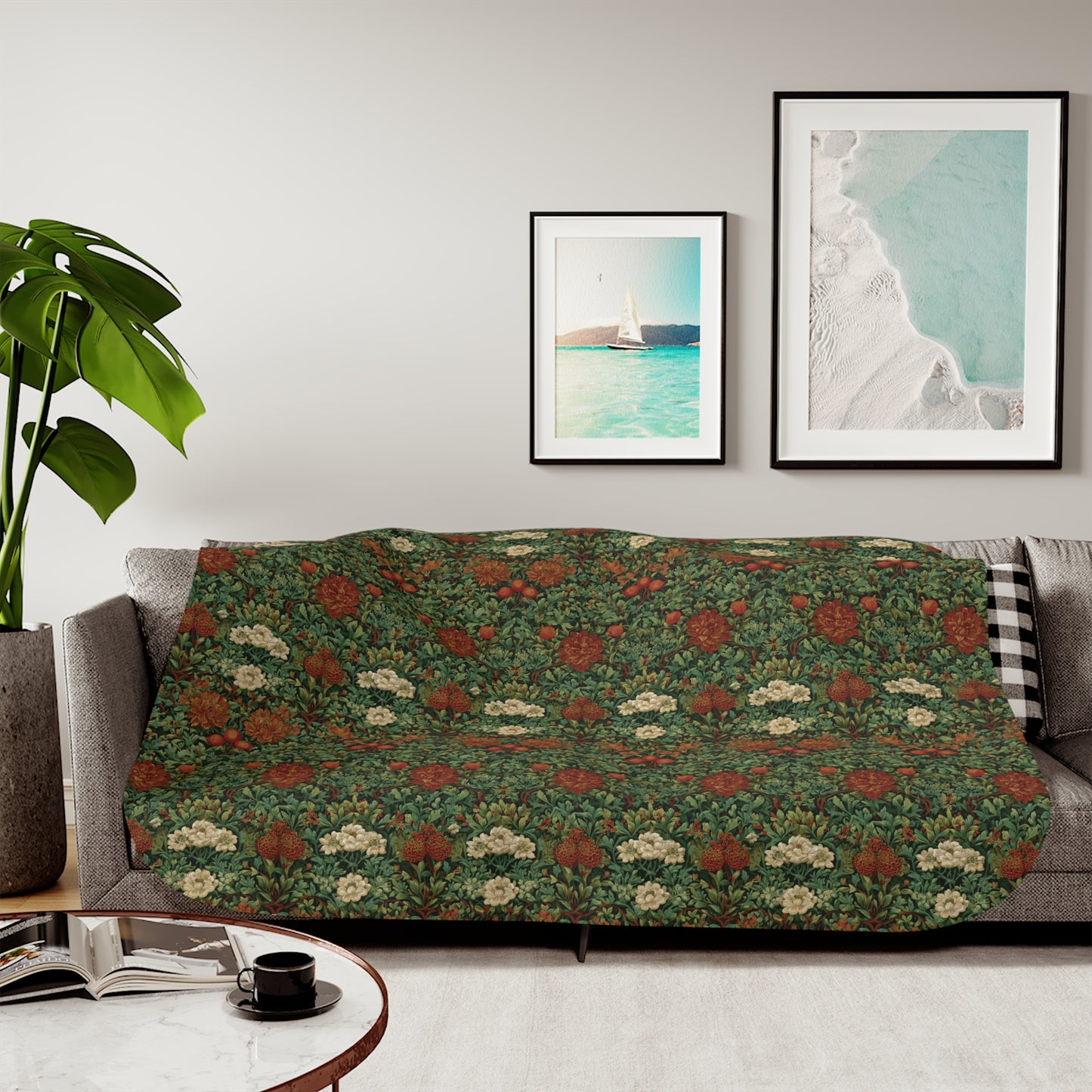 Vintage William Morris Style Floral Pattern Sherpa Blanket | Cozy Retro Botanical Throw