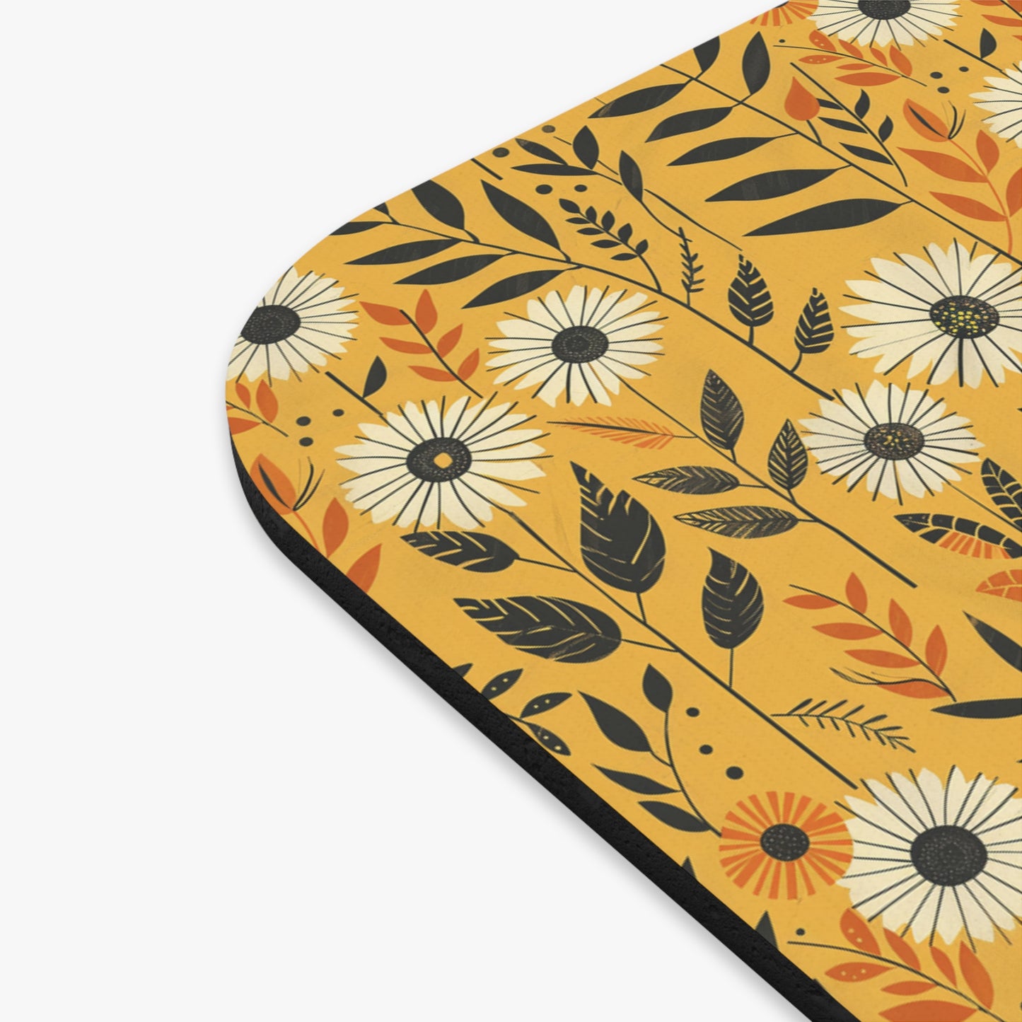 Retro Daisy Pattern Mouse Pad | Yellow Floral Desk Mat