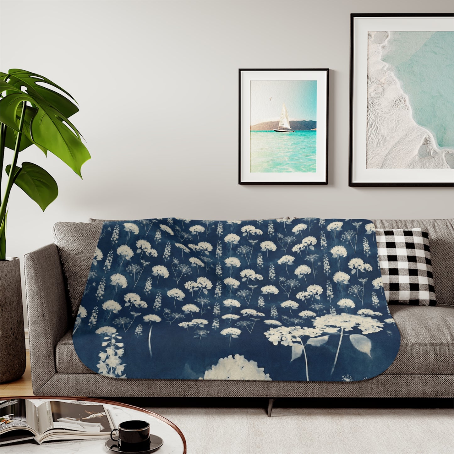 White Queen Anne's Lace Pattern Sherpa Blanket | Indigo Floral Print