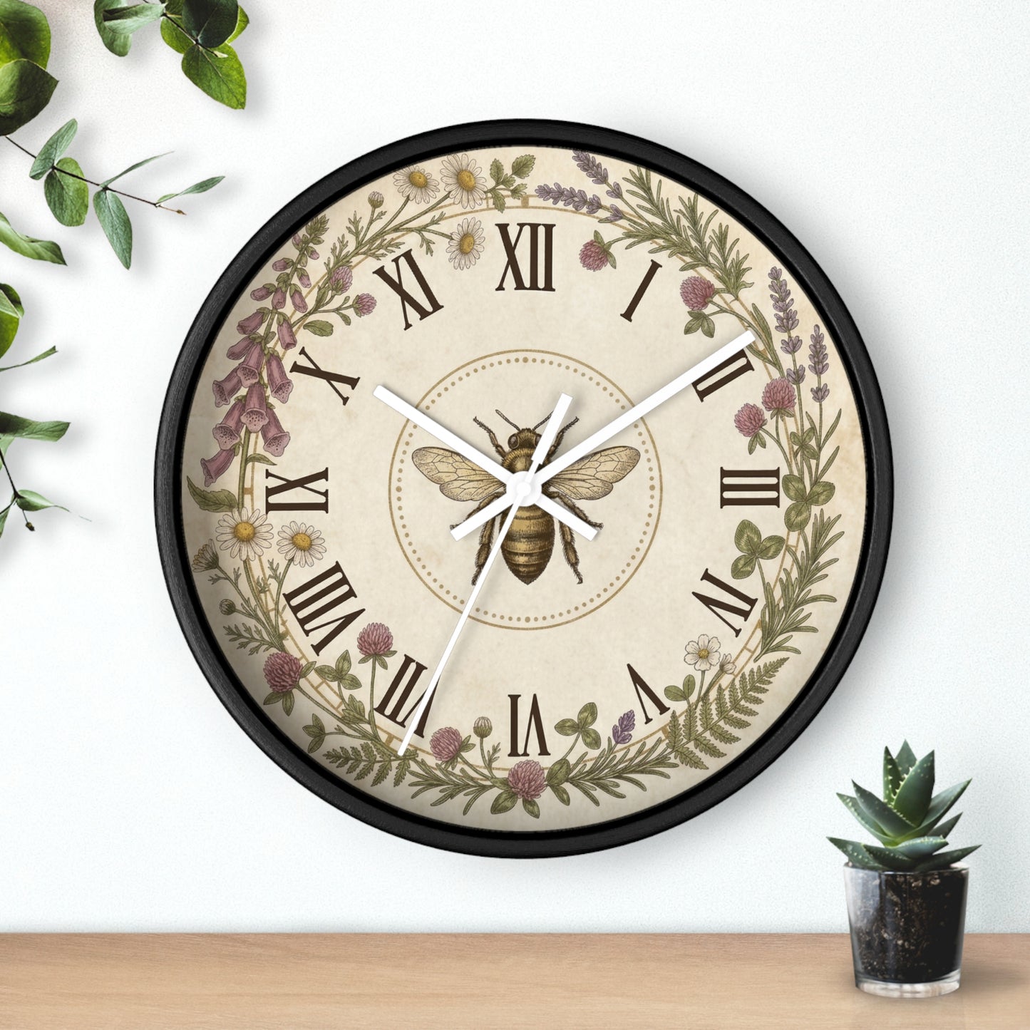 Vintage Bee Wreath Wall Clock | Floral Roman Numerals