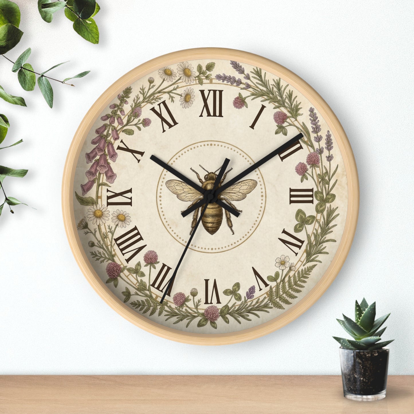 Vintage Bee Wreath Wall Clock | Floral Roman Numerals