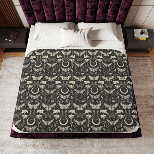 Vintage Moth Pattern Sherpa Blanket | Neutral Boho Nightscape